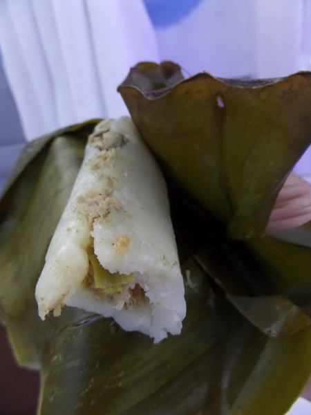 bánh nậm, a North Vietnam rice cake with shrimp and pork filling.