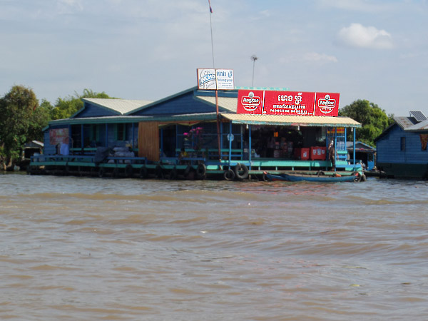 market at Tonle Sap, Cambodia