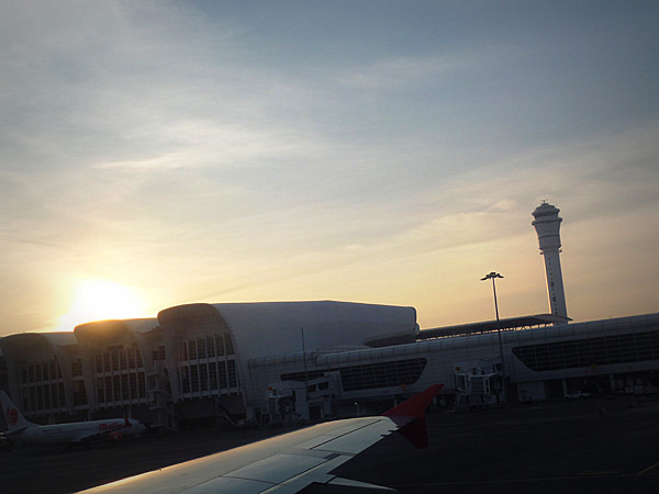 AirAsia lands in KLIA2, Aug 22 2015