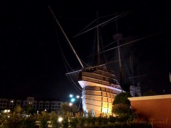 Marine Museum from the outside at night