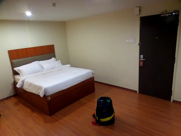 Fenix Inn - Superior Double room interior, part 2