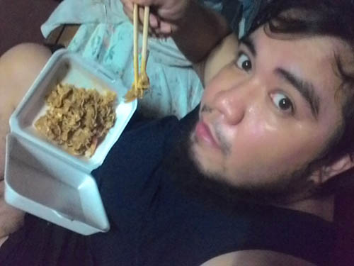 eating Pad Thai from Mae Krua in Cebu